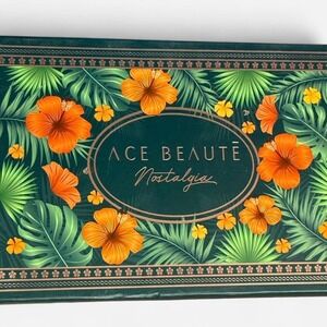 Ace Beauté Nostaligia Eyeshadow palette
